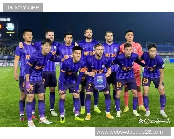 中超焦点战恒大迎战深圳队全力争胜展现球队实力与斗志