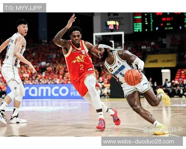 北京篮球队比赛经验引发热议球迷对战术选择和球员表现展开激烈讨论 北京篮球队比赛经验引发热议球迷对战术选择和球员表现展开激烈讨论